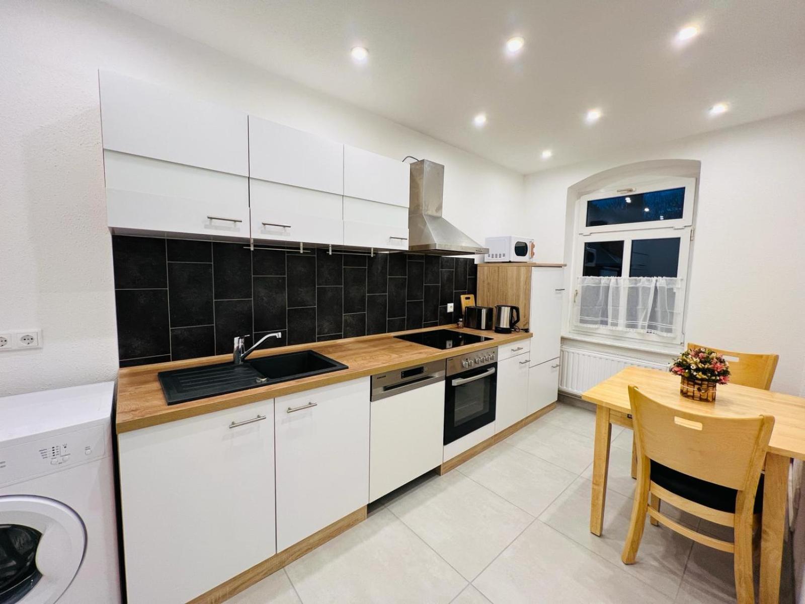 Twenty Five Apartment Bei Dresden - Free Parking, Netflix & Coffee Machine Heidenau  Exterior photo